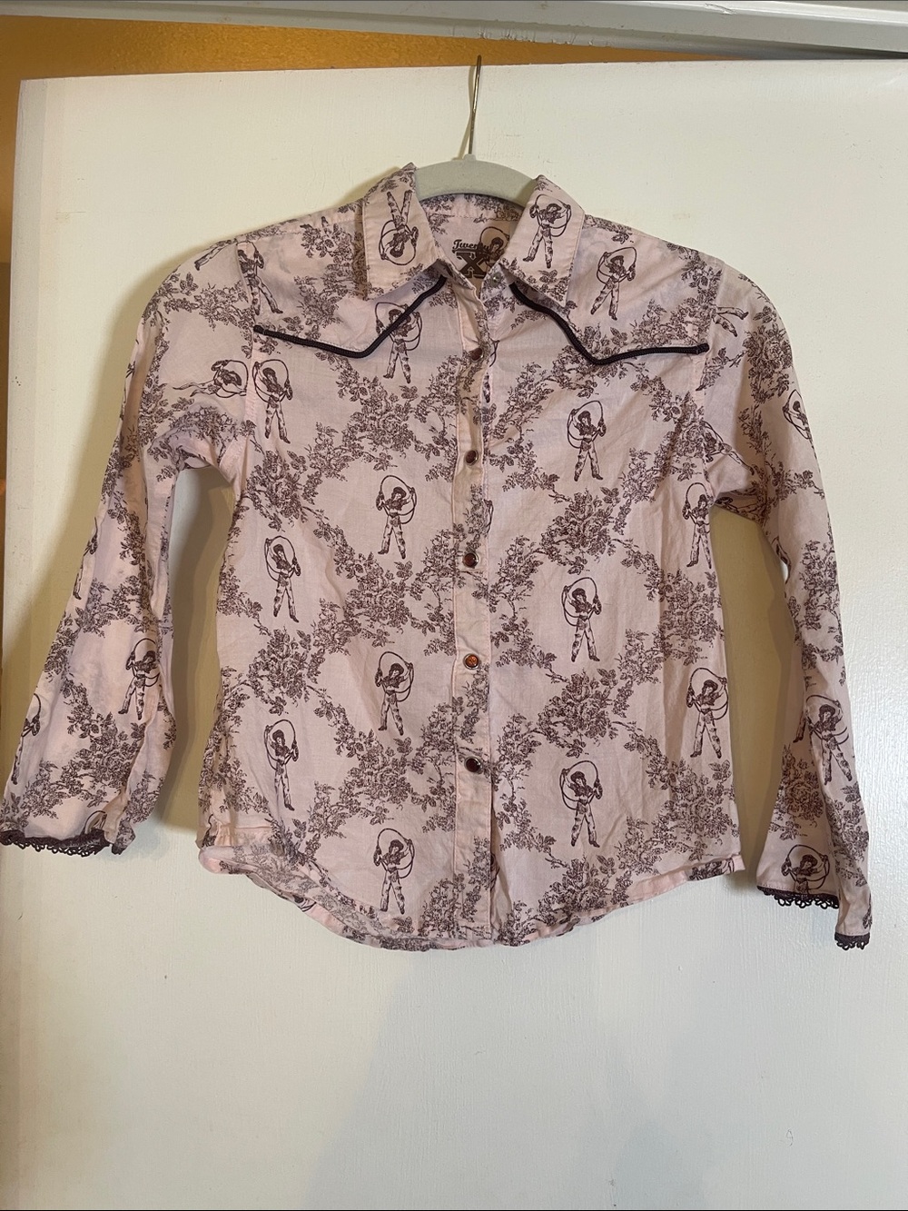 Girls' Pink Printed Long-Sleeve Western pearl snap button up shirt cowgirl size8
